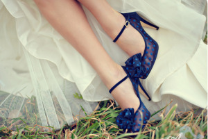 cropped-Fabulous_Bridal_Shoes_Wedding_Shoes_Aves_Photography-1338.jpg