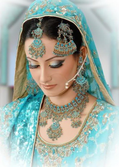 Indian-Bridal-Jhumar-Jewellery-Design
